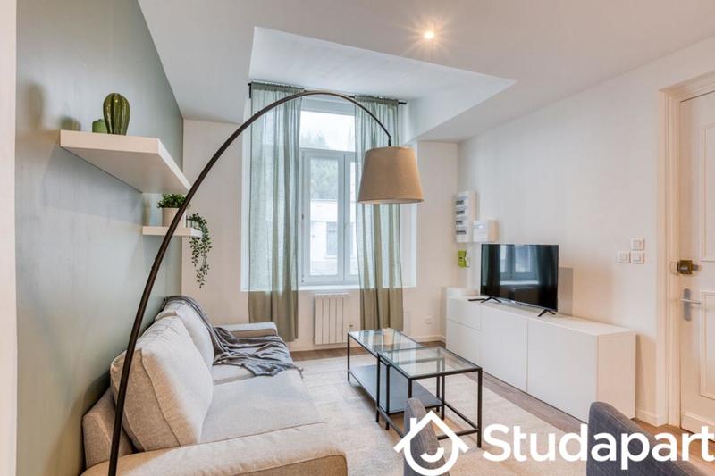 Chambre - 120 m² - 1 pièce