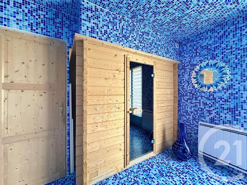 Maison - 170 m² - 6 pièces