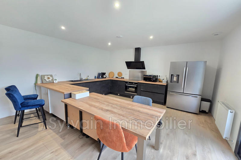 Pavillon - 165 m² - 6 pièces