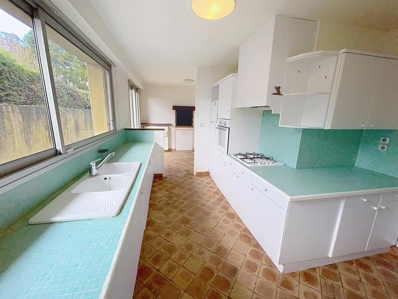 Maison - 175 m² - 6 pièces