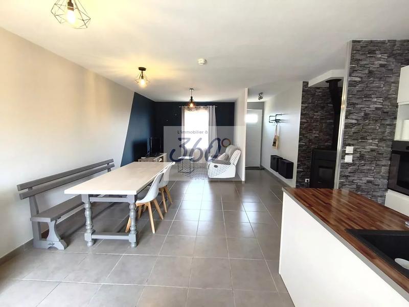Maison - 95 m² - 5 pièces