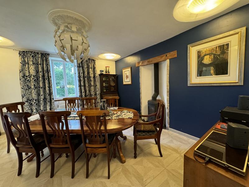 Maison ancienne - 206 m² - 6 pièces