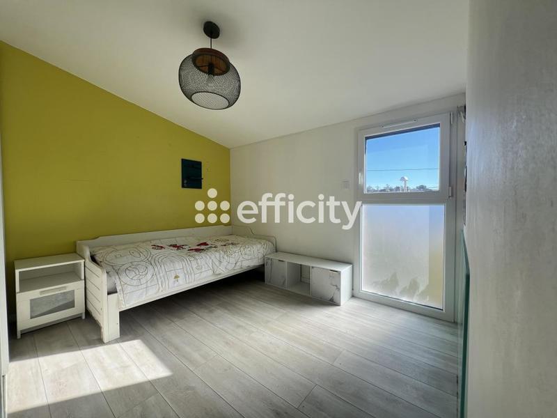 Maison - 104 m² - 5 pièces