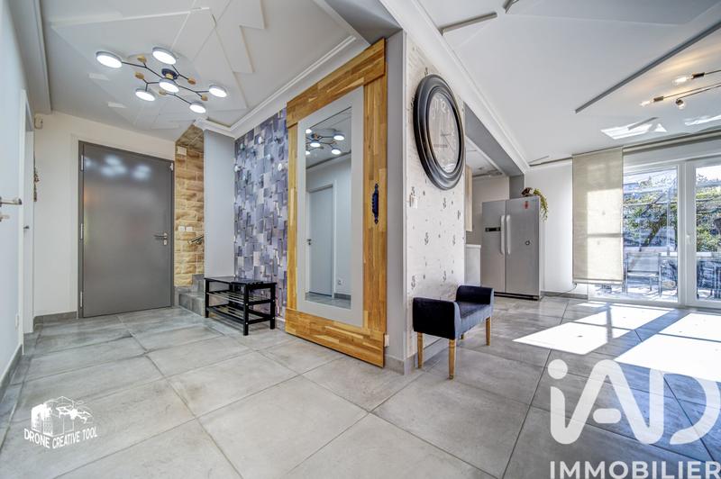 Maison - 140 m² - 5 pièces