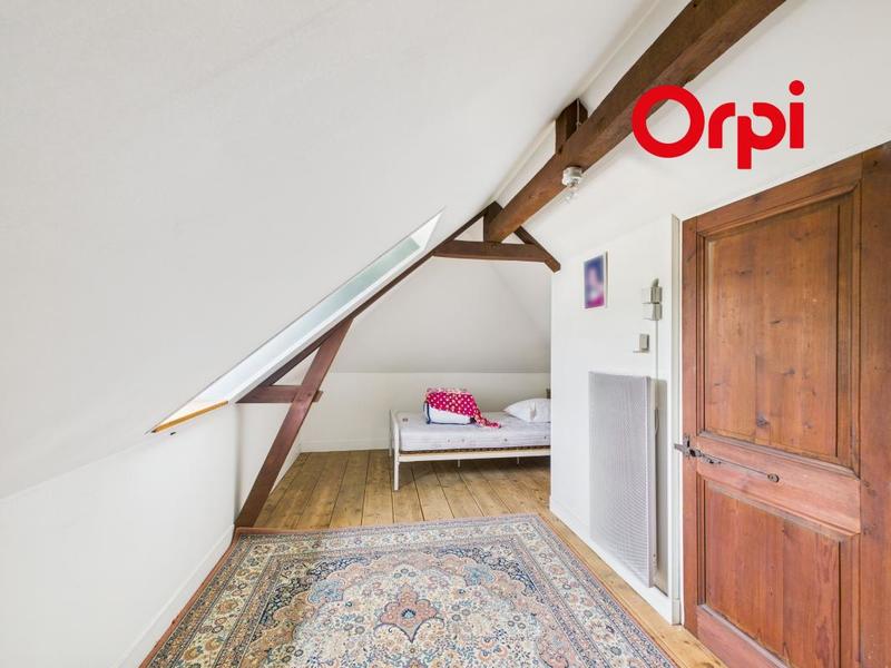 Maison - 80 m² - 6 pièces