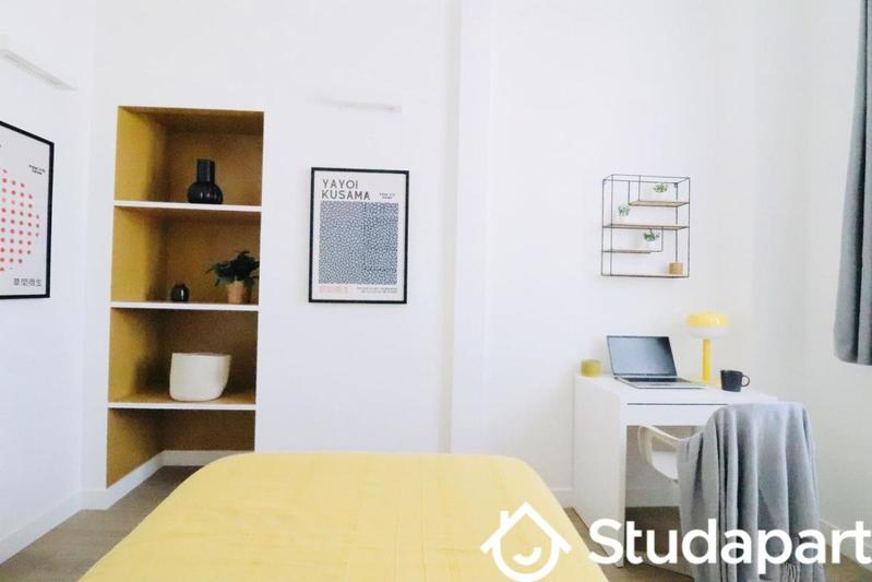 Chambre - 11 m² - 1 pièce