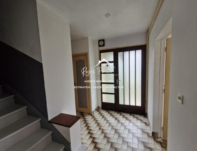 Maison traditionnelle - 87 m² - 6 pièces