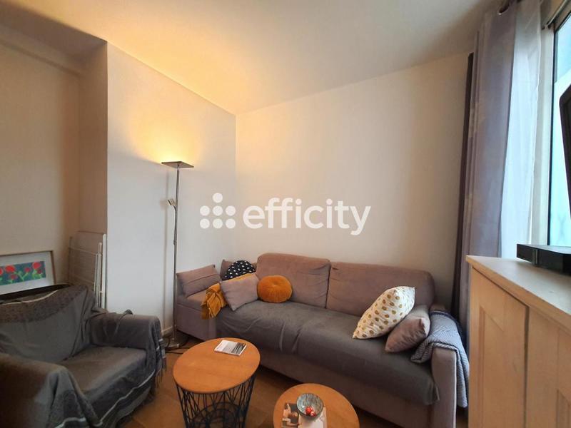 Appartement - 80 m² - 5 pièces