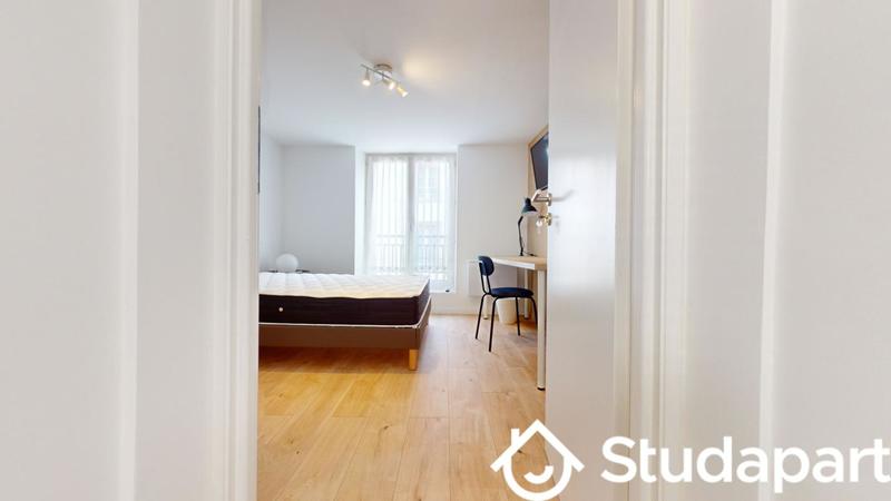 Chambre - 12 m² - 1 pièce