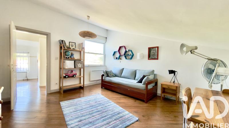 Maison - 284 m² - 7 pièces