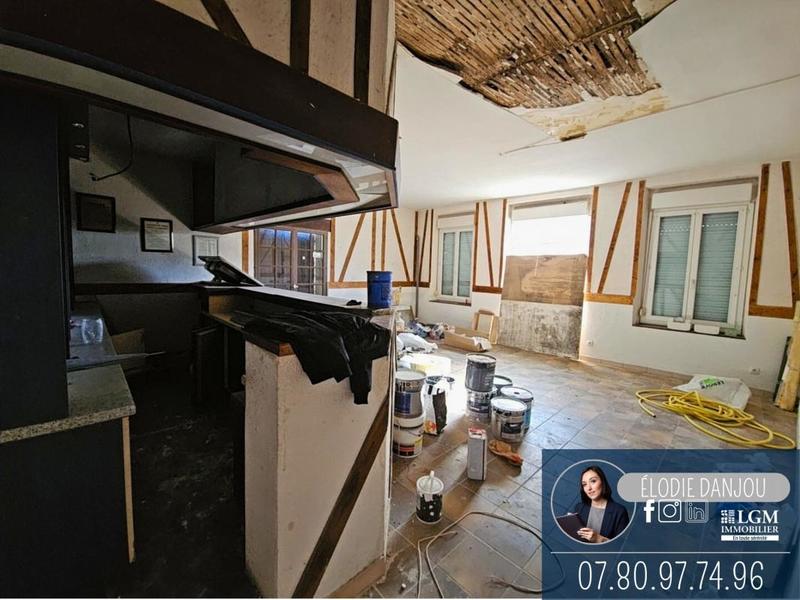 Maison - 210 m² - 10 pièces