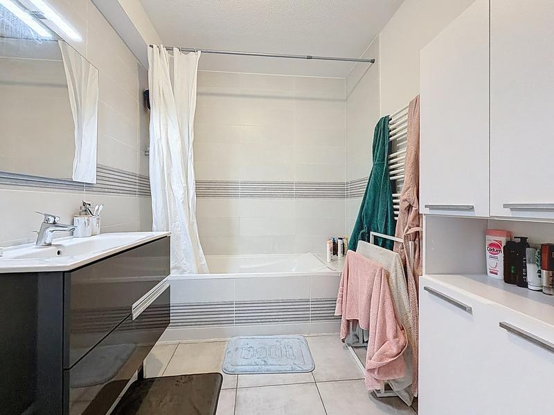 Appartement - 60 m² - 3 pièces