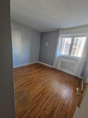 Appartement - 102 m² - 5 pièces