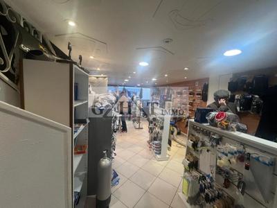 Local commercial - 120 m²