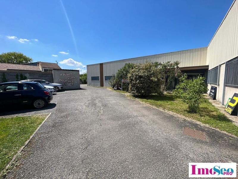 Local d'activité / Entrepôt - 1 000 m²