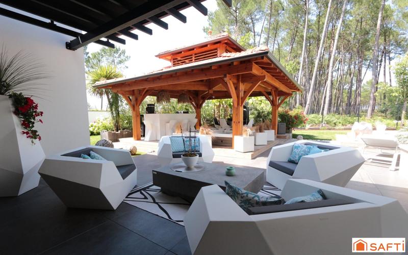 Maison - 171 m² - 5 pièces