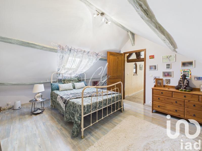 Maison - 360 m² - 13 pièces