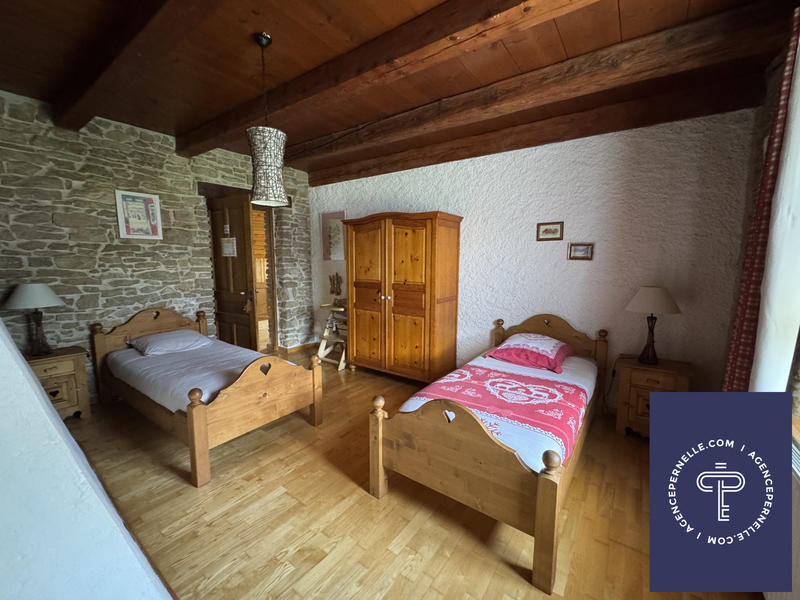 Ferme - 572 m² - 25 pièces