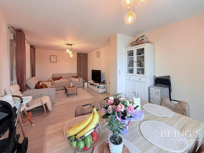 Appartement - 82 m² - 5 pièces