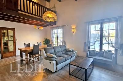 Maison - 170 m² - 7 pièces