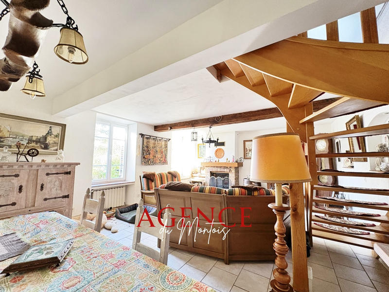 Maison - 180 m² - 5 pièces