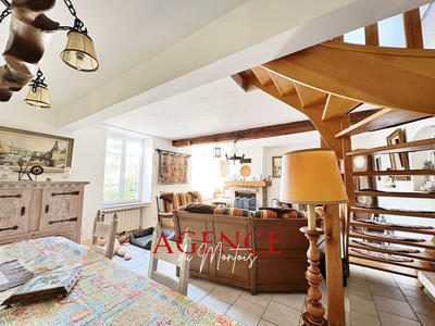 Maison - 180 m² - 5 pièces