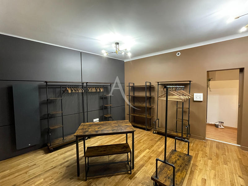 Local commercial - 32 m²