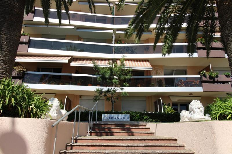 Appartement - 100 m² - 4 pièces