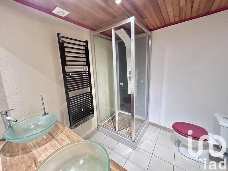 Maison - 215 m² - 8 pièces