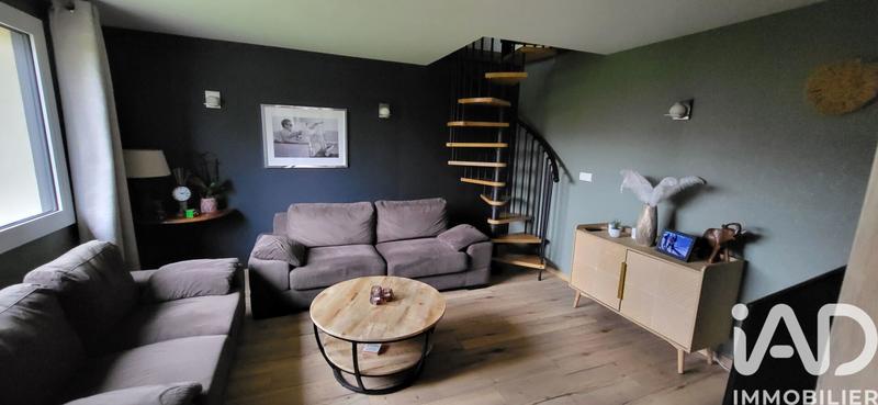 Maison - 92 m² - 5 pièces