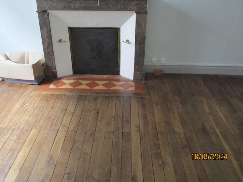 Maison - 262 m² - 9 pièces