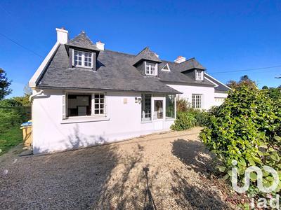 Maison - 161 m² - 8 pièces