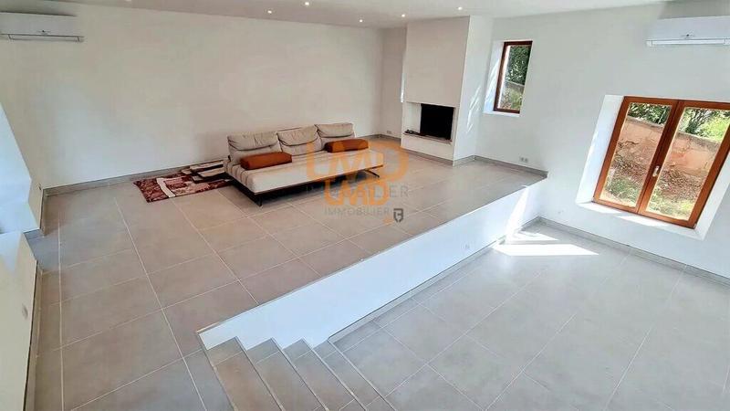 Maison - 117 m² - 4 pièces