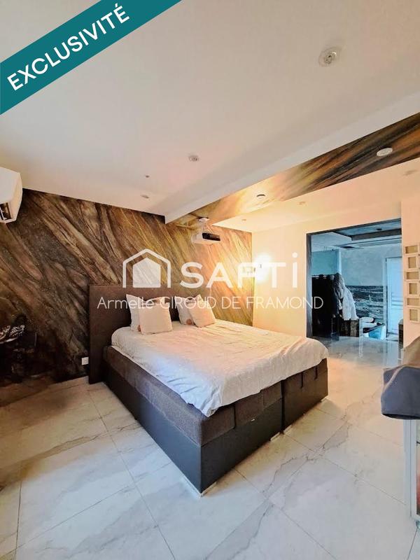 Maison - 177 m² - 8 pièces