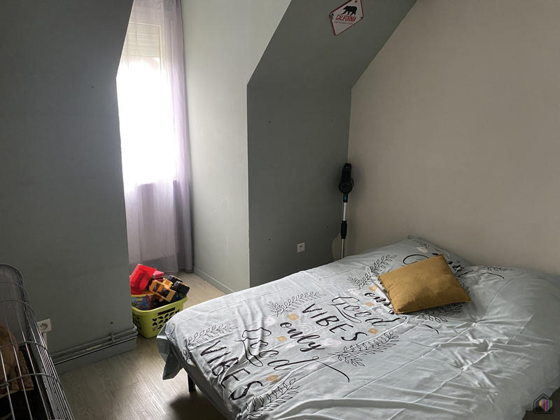 Maison - 98 m² - 5 pièces