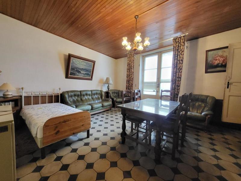 Maison ancienne - 150 m² - 8 pièces