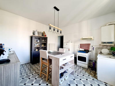 Maison - 199 m² - 10 pièces