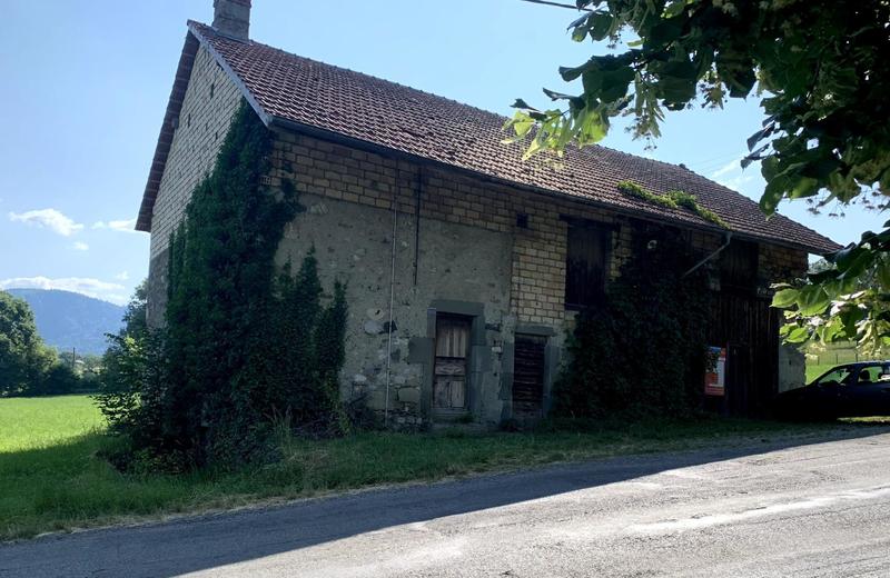 Maison - 260 m² - 10 pièces