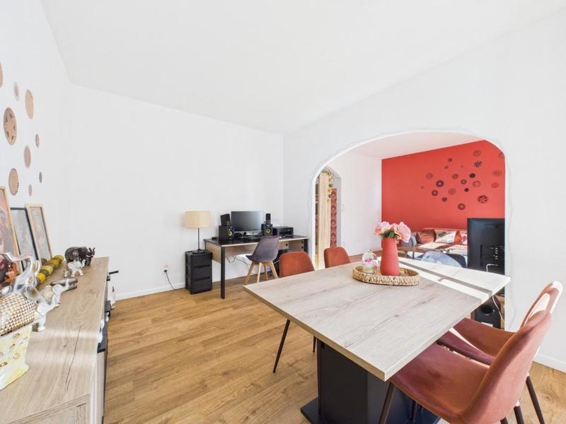 Appartement - 83 m² - 3 pièces