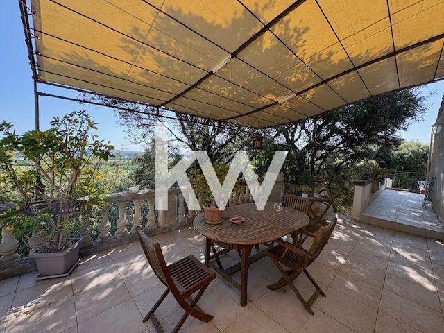 Maison - 147 m² - 7 pièces