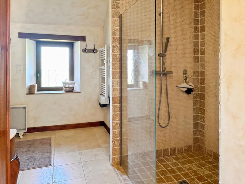 Maison - 179 m² - 8 pièces