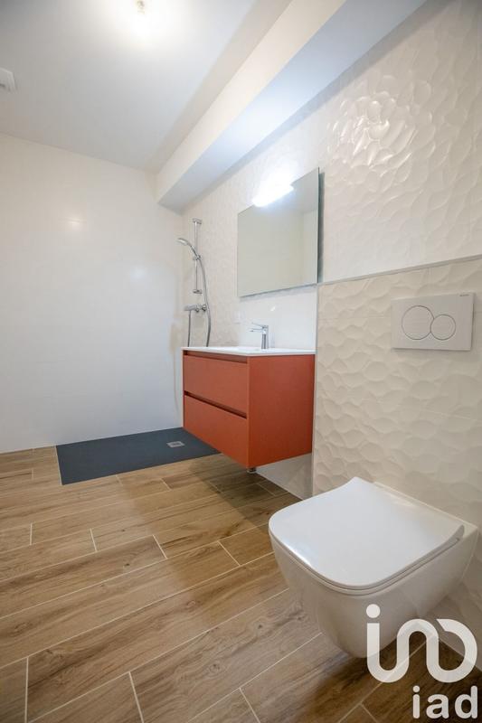 Maison - 180 m² - 6 pièces