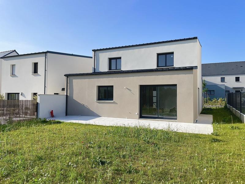 Maison contemporaine - 112 m² - 6 pièces