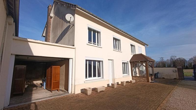 Maison - 161 m² - 7 pièces