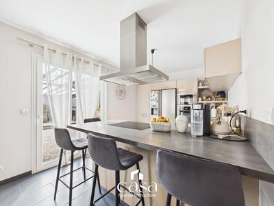 Maison contemporaine - 210 m² - 6 pièces