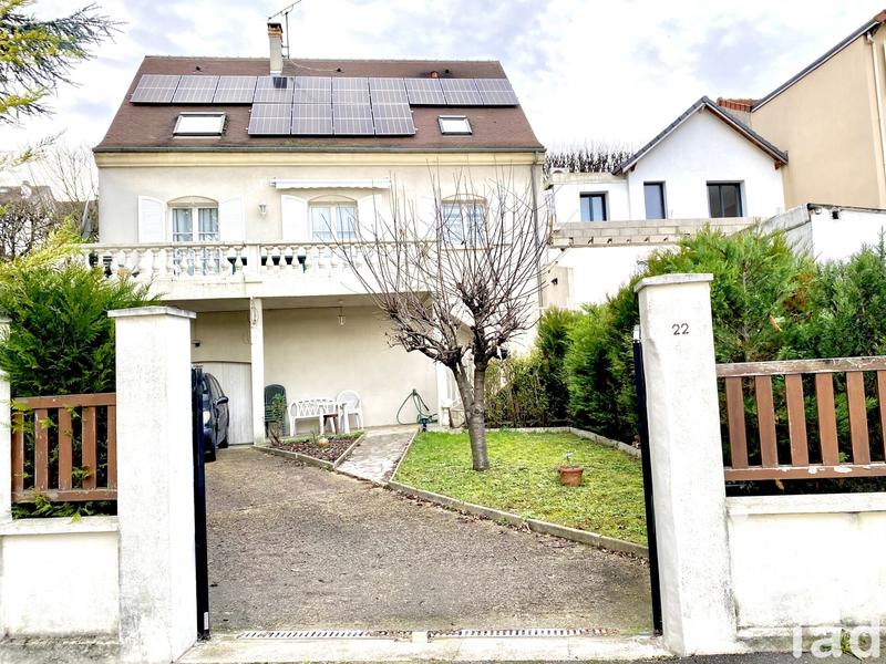 Maison - 138 m² - 5 pièces