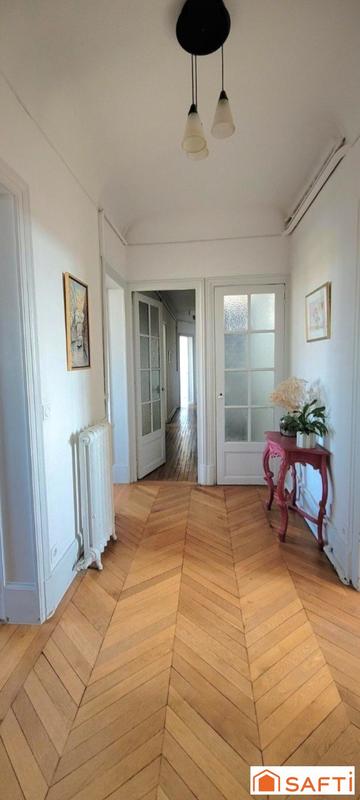 Appartement - 125 m² - 4 pièces