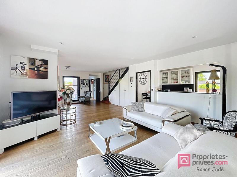 Appartement - 153 m² - 5 pièces