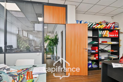 Bureau - 140 m² - 5 pièces