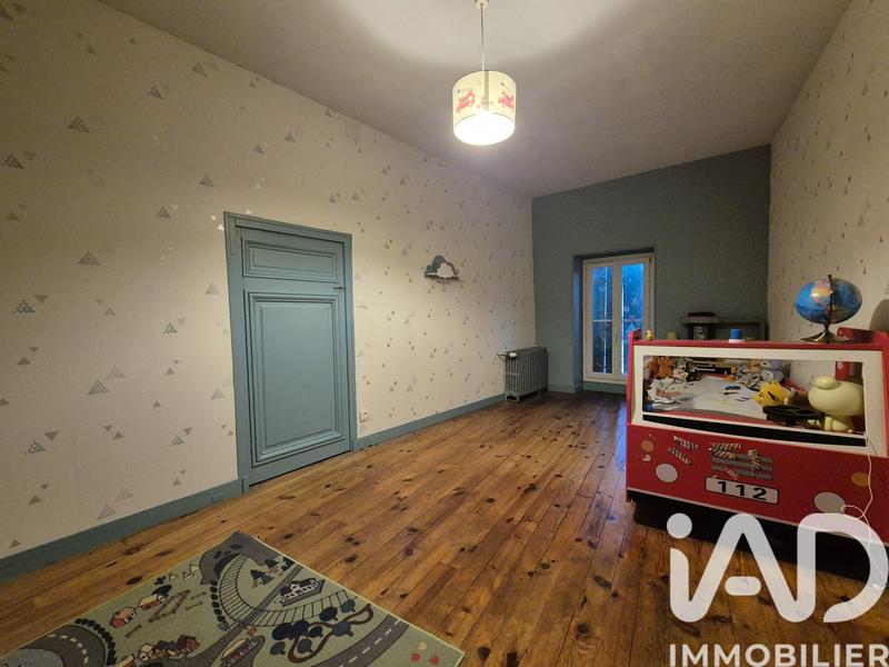 Maison - 179 m² - 5 pièces